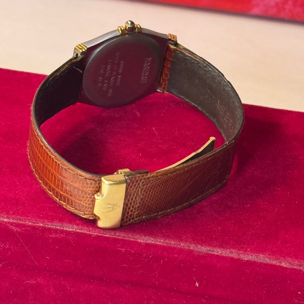 Maserati Gold and Brown Watch 22 - Picture 4 of 14
